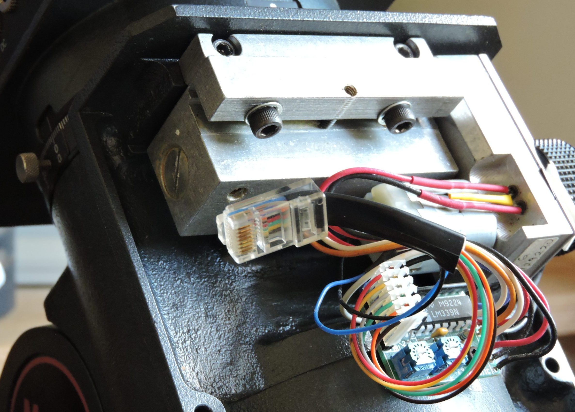 Justierung der RA-Achse